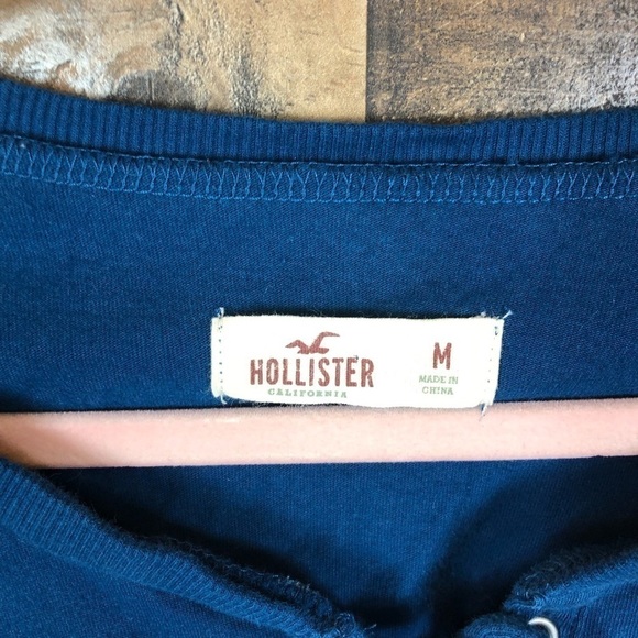 Hollister embroidered top‎ - Picture 4 of 6